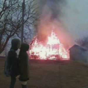 高清windows免费版观看美女强奸
